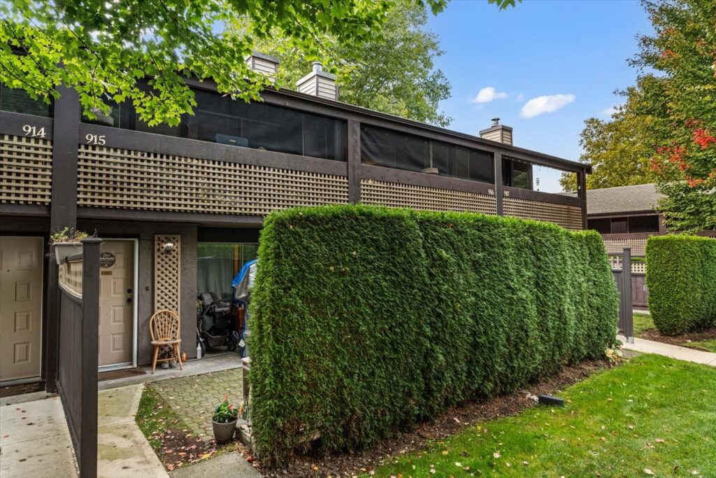 915 34909 Old Yale Road, Abbotsford