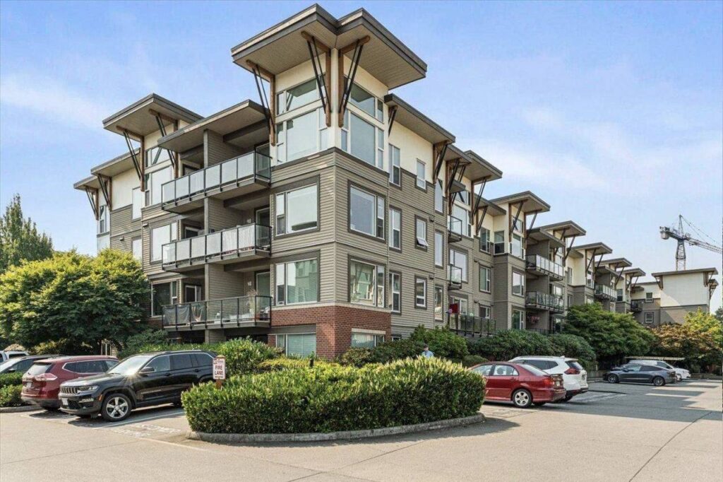 The Crossing building at 33539 Holland Avenue in Abbotsford