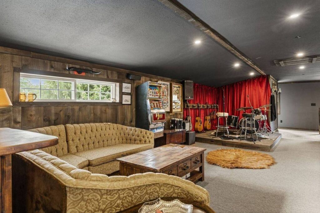 Lounge and stage end of the cowboy bar above the shop at 48625 Wincott Road
